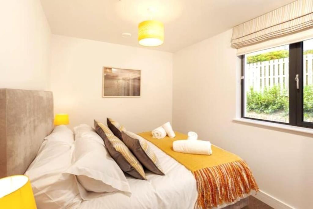 5 Putsborough - Luxury Apartment At Byron Woolacombe, Only 4 Minute Walk To Woolacombe Beach! Kültér fotó