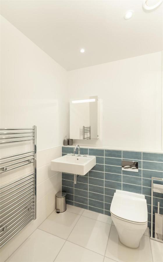 5 Putsborough - Luxury Apartment At Byron Woolacombe, Only 4 Minute Walk To Woolacombe Beach! Kültér fotó