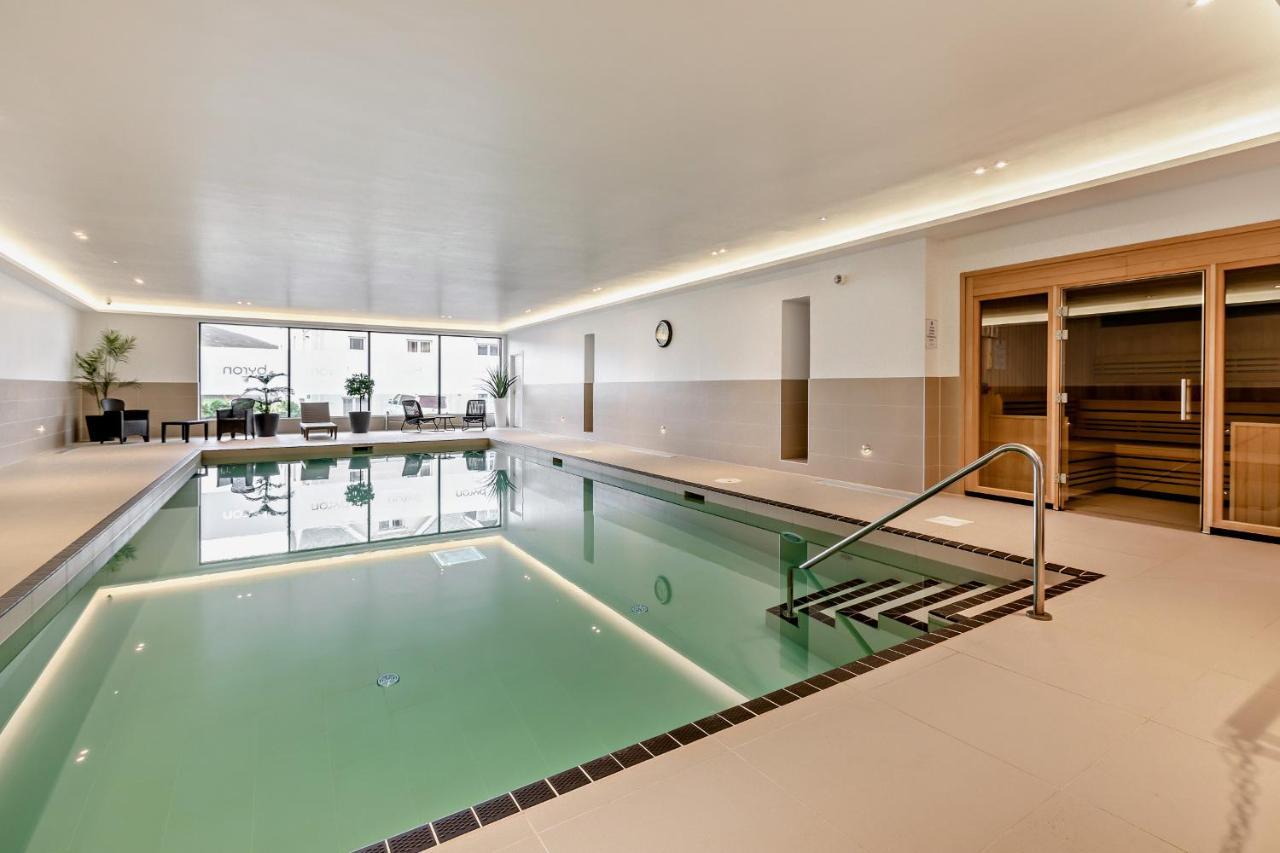 5 Putsborough - Luxury Apartment At Byron Woolacombe, Only 4 Minute Walk To Woolacombe Beach! Kültér fotó
